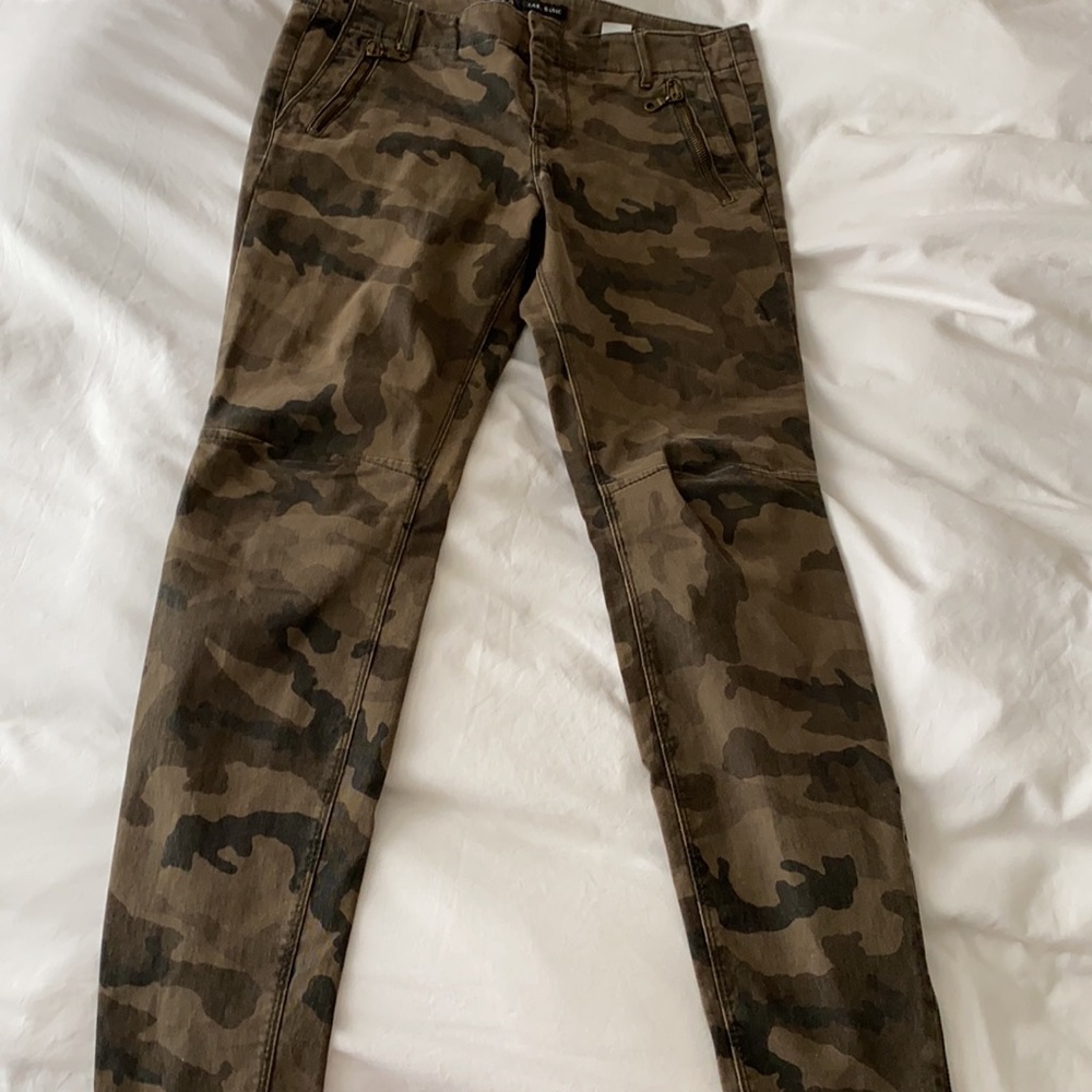 Camo cargo pants!!